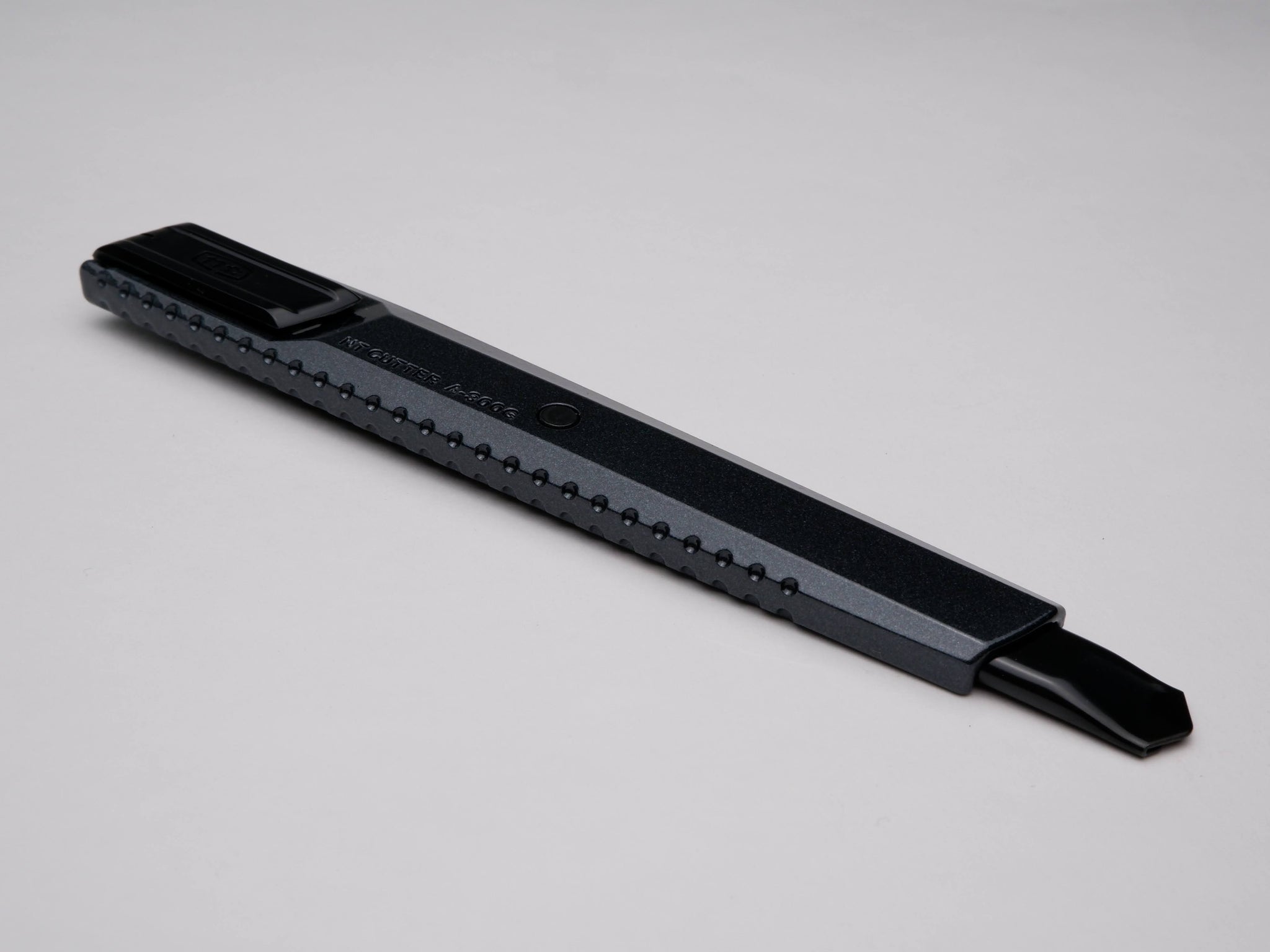 NT Cutter - Super Sharp 'PREMIUM' 30° Blade (PMGA-EVO2)