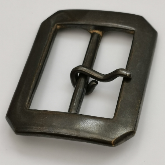 Japanese Buckle - Aged Brass Single Prong (45mm)